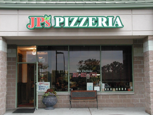 Pizzeria Signs, food signs, store signs :: letter signs, business channel letters :: Buffalo, NY